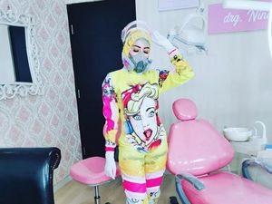 Cerita Dokter Gigi di Malang yang Viral Pakai Baju APD Seksi Cerita Dokter Gigi di Malang yang Viral Pakai Baju APD Seksi