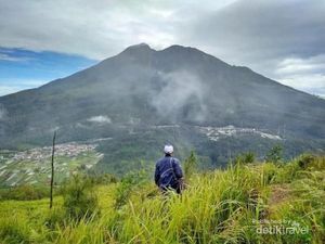Kesan Pendaki Gunung Kerenceng: Mulai Keindahan hingga soal Sampah Kesan Pendaki Gunung Kerenceng: Mulai Keindahan hingga soal Sampah