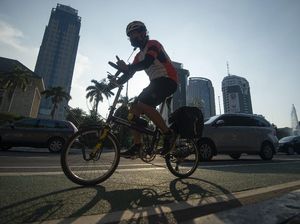 Yang Harus Dilakukan Pemotor Saat Bertemu Pesepeda Newbie di Jalan