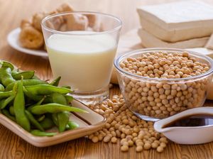 Waspadai 5 Efek Negatif Kacang Kedelai Jika Dikonsumsi Berlebihan Waspadai 5 Efek Negatif Kacang Kedelai Jika Dikonsumsi Berlebihan