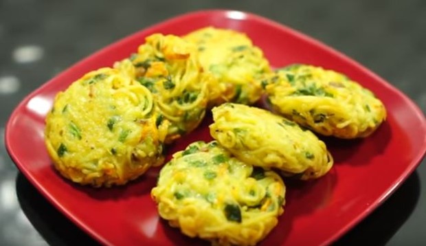 Perkedel Mie / www.youtube.com/watch?v=O-pKpZwTjI0 Perkedel Mie