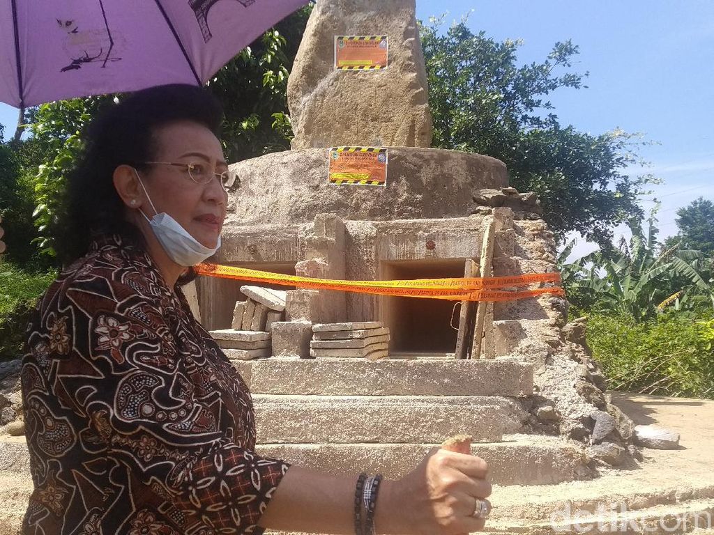 Ratu Hemas Soroti Penyegelan Bakal Makam Sesepuh Sunda Wiwitan Ratu Hemas Soroti Penyegelan Bakal Makam Sesepuh Sunda Wiwitan