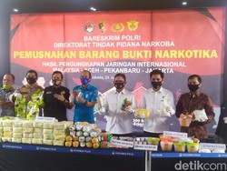 Polri Musnahkan Narkotika Hasil Ungkap 3 Jaringan Internasional