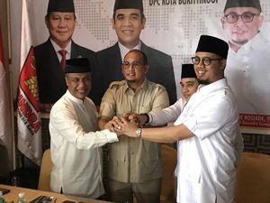 Gerindra-PKS Koalisi Dukung Erman Safar-Marfendi di Pilkada Bukittinggi Gerindra-PKS Koalisi Dukung Erman Safar-Marfendi di Pilkada Bukittinggi