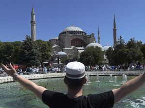 Balas Turki, Suriah Bangun Replika Hagia Sophia Versi Mini Balas Turki, Suriah Bangun Replika Hagia Sophia Versi Mini