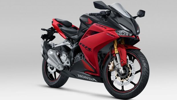 Honda CBR250RR SP yang dibekali quick shifter dan assist/slipper clutch meluncur pada 24 Juli 2020.