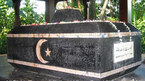 Potret Makam Raja Singapura Terakhir