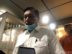 Luhut Turun Tangani COVID-19 di Jabar, Gugus Tugas: Bentuk Perhatian Pemerintah