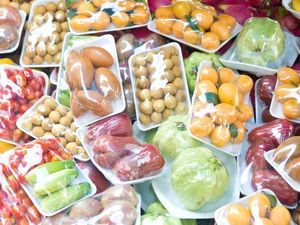 Waduh! Manusia pun Tercemar Plastik di Dalam Tubuhnya