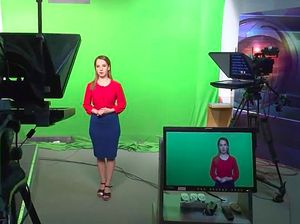 Perawat Viral Karena Pakai APD Menerawang Kini Jadi Presenter Ramalan Cuaca Perawat Viral Karena Pakai APD Menerawang Kini Jadi Presenter Ramalan Cuaca