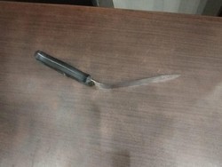 Ini Pisau yang Dipakai Pelaku Tusuk Imam Masjid di Pekanbaru