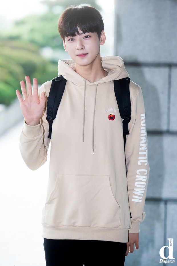 Potret Tampannya Cha Eunwoo Sekarang/ Foto: Koreaboo