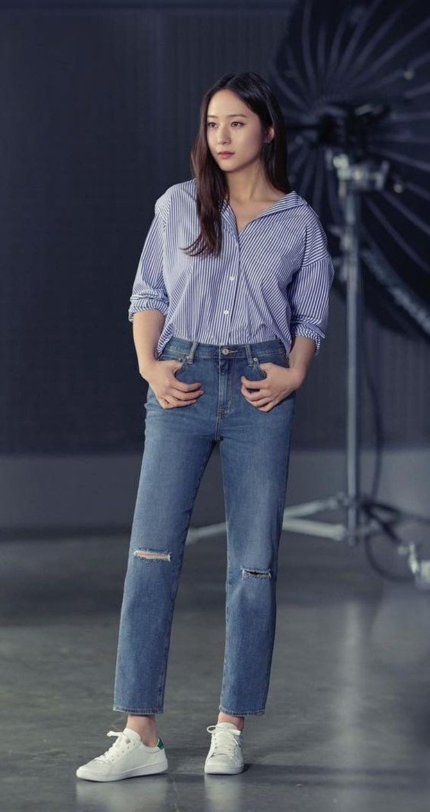 Krystal Jung Jeans dan Kemeja Ala Krystal