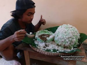 Viral Klepon Tak Islami, Netizen Ini Malah Pamer Makan Klepon Raksasa