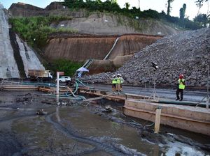 Mengintip Proyek Penahan Banjir di Manado