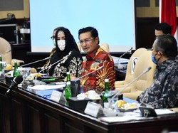 Saran Wakil Ketua MPR agar Perekonomian Nasional Kembali Pulih