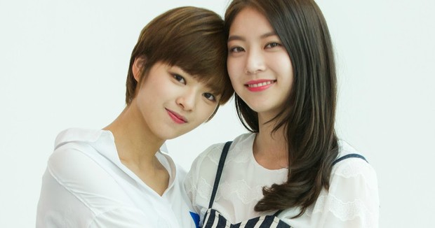 jeong yeon dan seung yeon berfoto berdua
