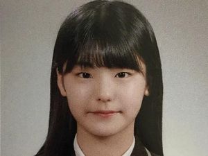 9 Foto Jadul Artis K-Pop di Buku Tahunan Sekolah, Imut Banget!