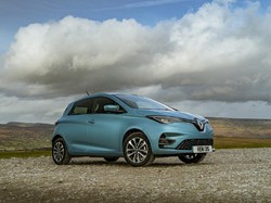 Dihantam Pandemi, Penjualan Mobil Listrik Renault Malah Naik 100%!