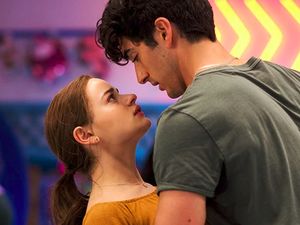 Jangan Baper ya Abis Nonton 5 Film Romantis Remaja Ini! Jangan Baper ya Abis Nonton 5 Film Romantis Remaja Ini!