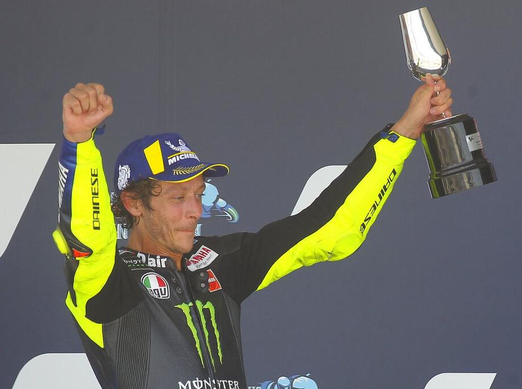 Yamaha Sudah Berburu Pengganti Valentino Rossi Sejak 2005 Yamaha Sudah Berburu Pengganti Valentino Rossi Sejak 2005