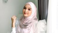 10 Foto Artis Cantik yang Dituduh Jadi Pelakor dan Dilabrak Istri Sah