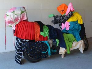 Balenciaga Dituduh Plagiat, Mahasiswi: Mereka Tidak Pernah Minta Izin!