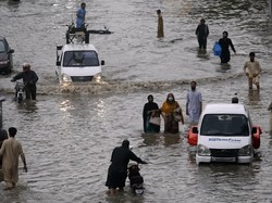 Pakistan Dilanda Hujan Lebat, 77 Orang Tewas Selama Bulan Juni