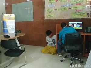 Begal Payudara Bersarung di Pasuruan Ngaku Anak Pesantren Begal Payudara Bersarung di Pasuruan Ngaku Anak Pesantren