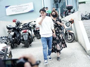 Billy Syahputra Akhirnya Bayar Utang Puluhan Juta pada Nikita Mirzani Billy Syahputra Akhirnya Bayar Utang Puluhan Juta pada Nikita Mirzani