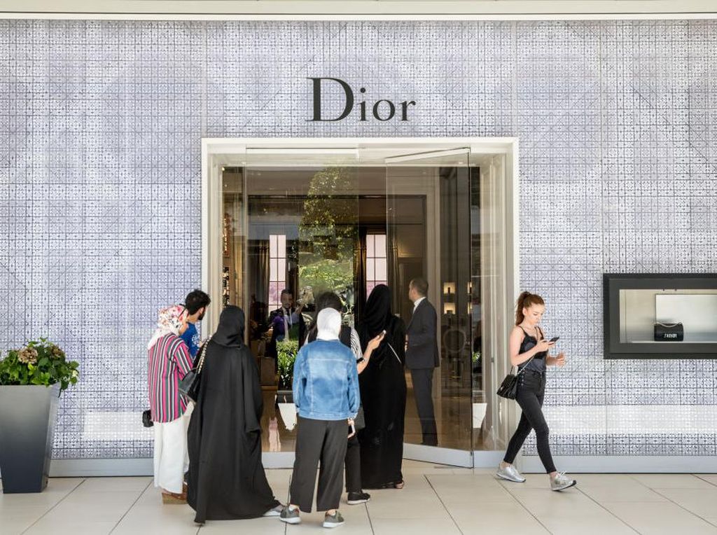 Butik Dior Plaza Senayan Tutup Sementara, Ada Kasus COVID-19