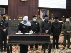 Perubahan Raperda Jatim soal Sanksi dalam Pembatasan Kegiatan Warga Disahkan