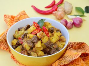 Tips Membuat Sambal Goreng Kentang Hati yang Gurih Pedasnya Mantap Tips Membuat Sambal Goreng Kentang Hati yang Gurih Pedasnya Mantap