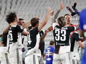 Video: Juventus Juara Liga Italia, Begini Pestanya di Ruang Ganti