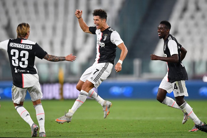 TURIN, ITALY - JULY 26:  Cristiano Ronaldo of Juventus celebrates the opening goal during the Serie A match between Juventus and  UC Sampdoria at Allianz Stadium on July 26, 2020 in Turin, Italy.  (Photo by Valerio Pennicino/Getty Images)