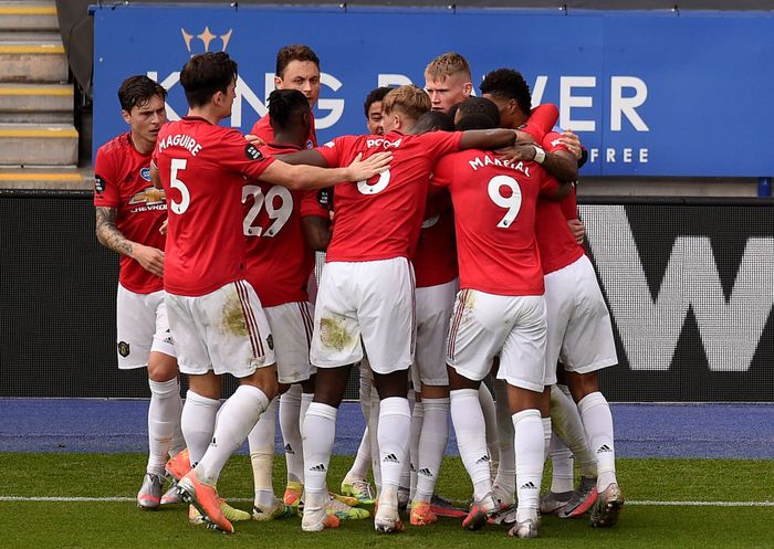 Manchester United LEICESTER, ENGLAND - JULY 26: Bruno Fernandes of Manchester United celebrates after scoring the opening goal from the penalty spot during the Premier League match between Leicester City and Manchester United at The King Power Stadium on July 26, 2020 in Leicester, England.Football Stadiums around Europe remain empty due to the Coronavirus Pandemic as Government social distancing laws prohibit fans inside venues resulting in all fixtures being played behind closed doors. (Photo by Oli Scarff/Pool via Getty Images)
