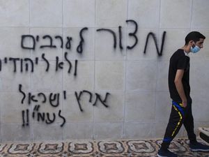 Masjid di Palestina Jadi Sasaran Pembakaran dan Vandalisme