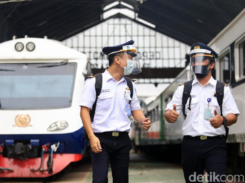 Ingin Jadi Masinis? Perhatikan Syarat Ini Ya Ingin Jadi Masinis? Perhatikan Syarat Ini Ya