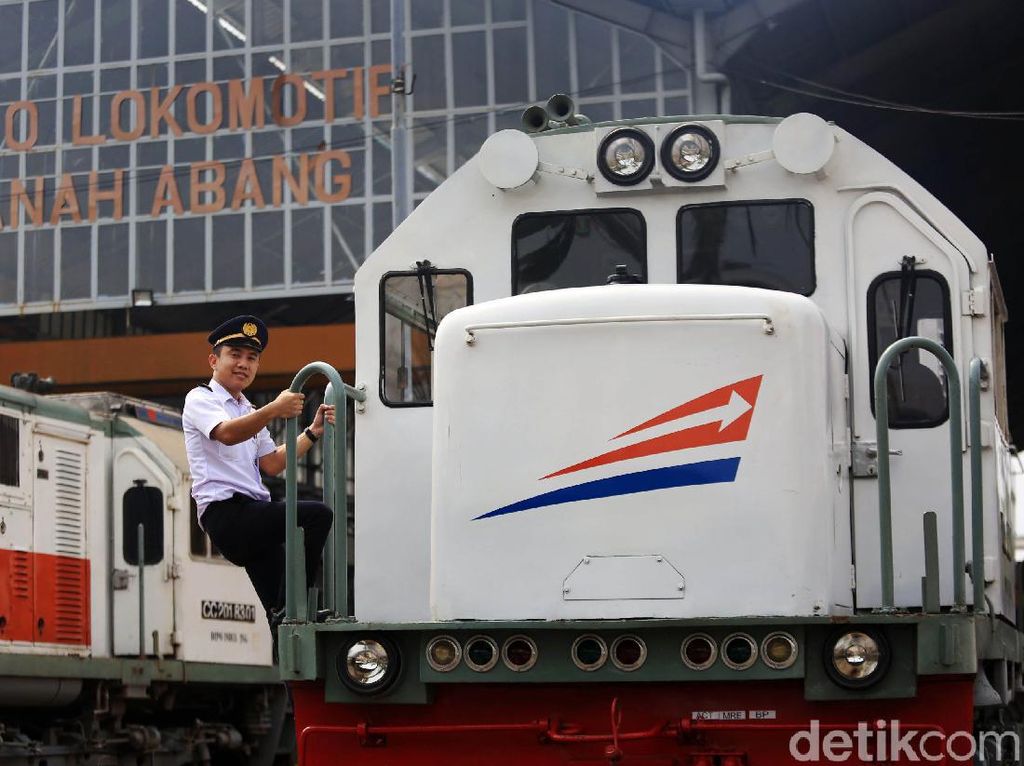 KAI Tambah 5 Perjalanan Kereta dari Stasiun Gambir dan Pasar Senen KAI Tambah 5 Perjalanan Kereta dari Stasiun Gambir dan Pasar Senen