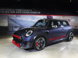 Nih Mini Cooper Paling Buas, Cuma Ada 12 Unit di Indonesia Nih Mini Cooper Paling Buas, Cuma Ada 12 Unit di Indonesia