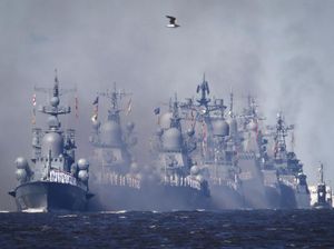 Jepang Deteksi 4 Kapal Perang Rusia, Diduga Bawa Tentara ke Ukraina Jepang Deteksi 4 Kapal Perang Rusia, Diduga Bawa Tentara ke Ukraina