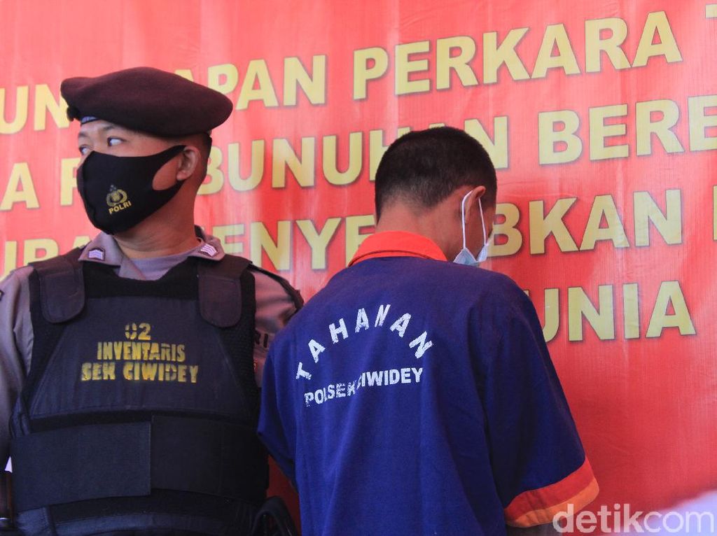Pria Sadis yang Bunuh Kakek di Musala Ditembak Polisi Pria Sadis yang Bunuh Kakek di Musala Ditembak Polisi