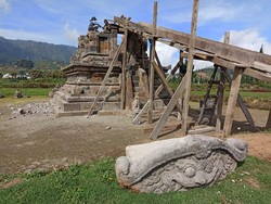 Ambles Akibat Tanah Labil, Candi Setiaki di Dieng Kini Dipugar