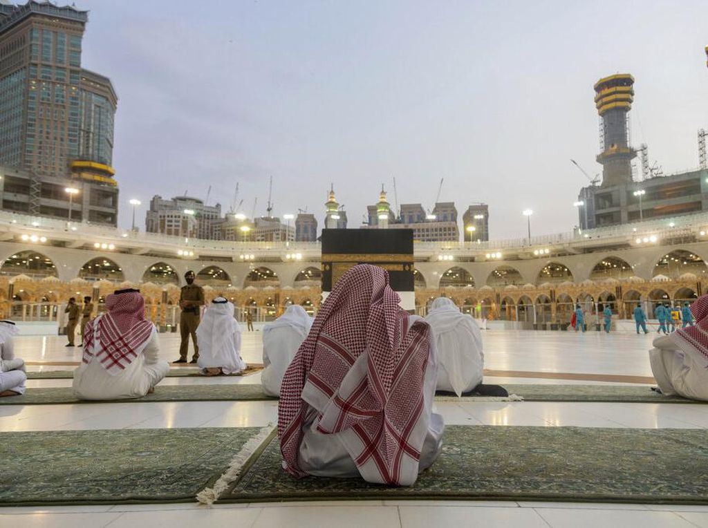 Perintah Haji bagi Umat Muslim dalam Al-Quran dan Hadits