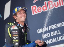 Bantah Pensiun, Rossi: 99% Saya Akan Gabung Petronas