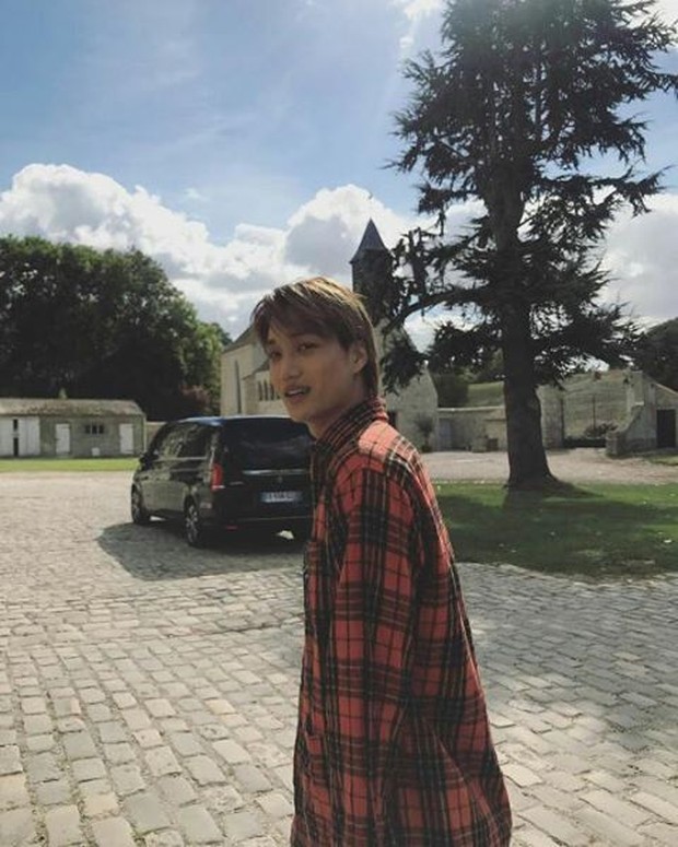 Berkeinginan menjadi penari balet, namun mengikuti audisi agar dibelikan konsol video game.