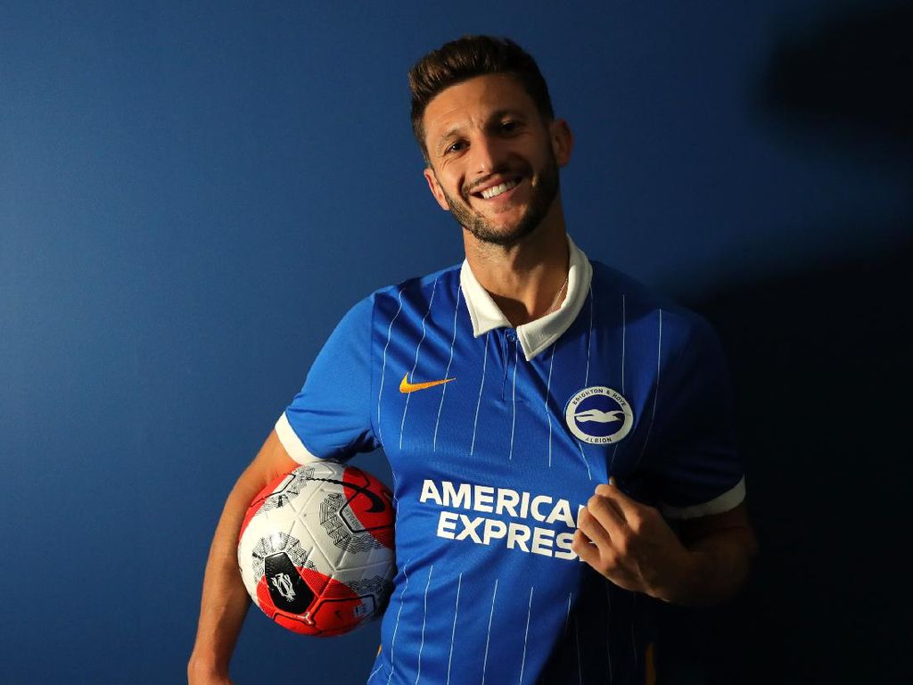 Resmi! Adam Lallana Gabung ke Brighton & Hove Albion Resmi! Adam Lallana Gabung ke Brighton & Hove Albion