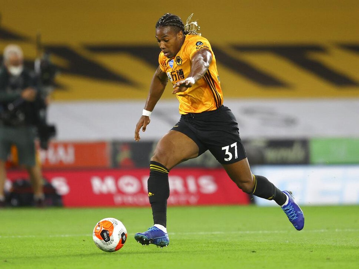 Adama Traore positif terjangkit virus Corona. (Foto: AP/Richard Heathcote)