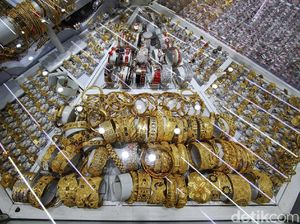 Harga Emas Tembus Rp 1 Juta/Gram
