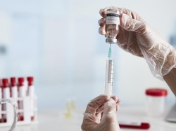 Kesenjangan Akses Vaksin Corona Picu Kemunculan Varian Omicron?
